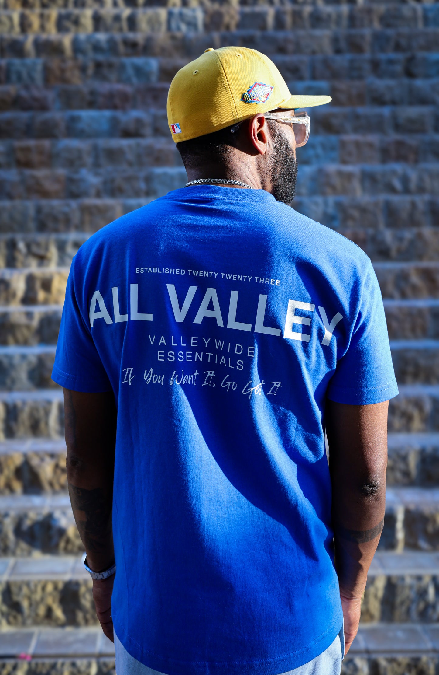 *ESSENTI4LS TEE